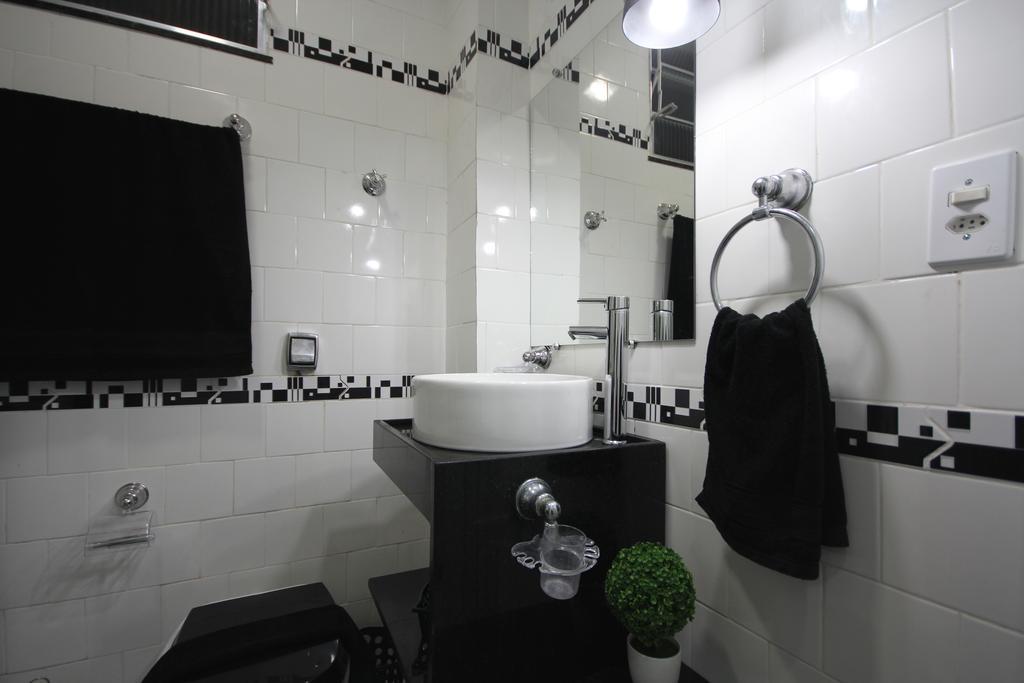 Riachuelo 303